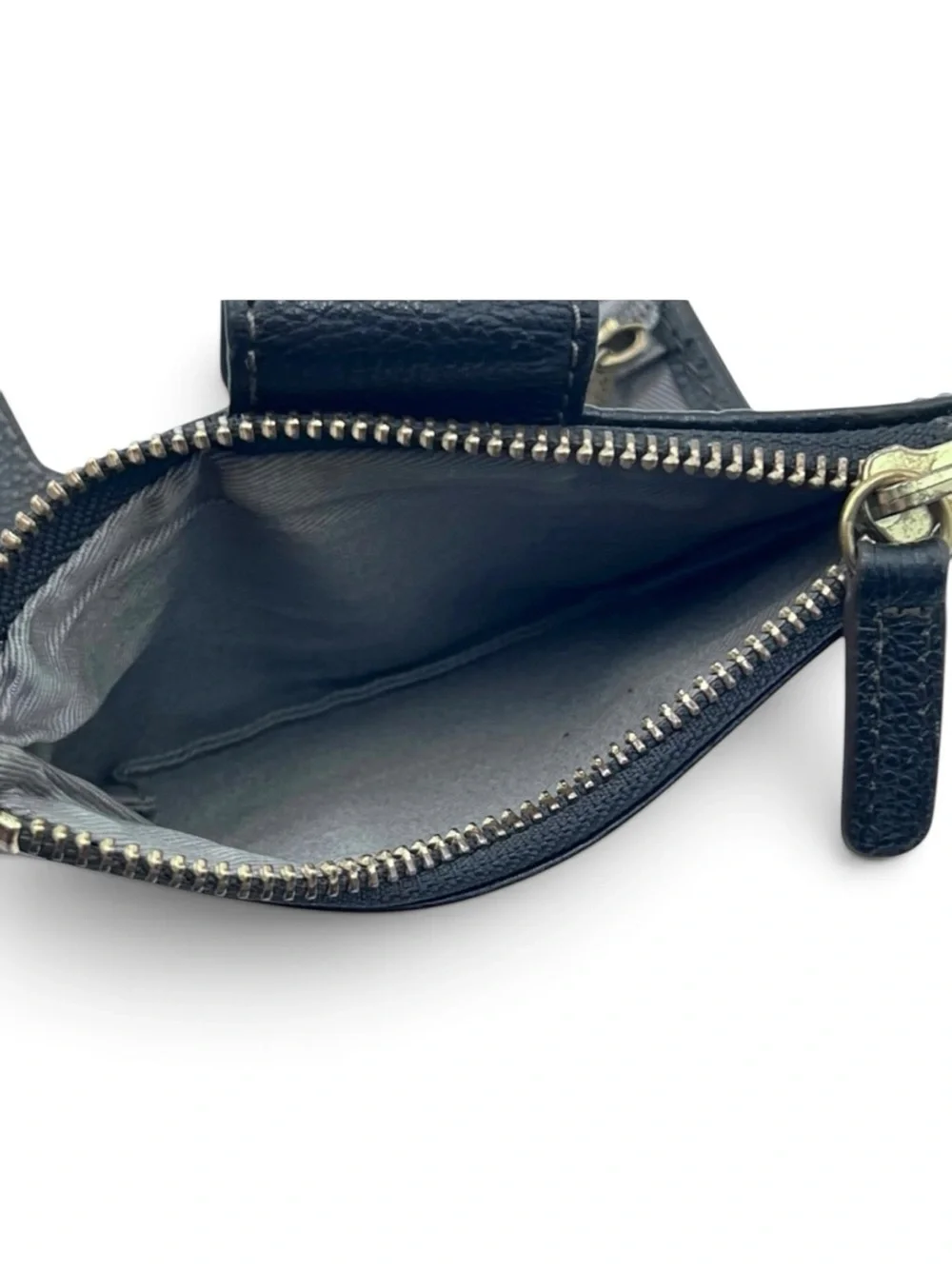 Fossil Ella Black Pebbled Leather Bifold Wallet Zip Coin Pocket Compact Clutch